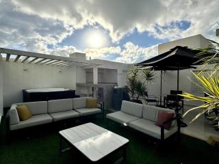 Luxury Oasis Condo Pools, Rooftop & Paddle, Tennis - 9
