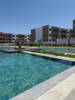 Luxury apartment with private garden - 9