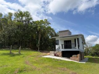 Cabana com hidromassagem em Reserva Natural - 1
