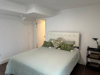 Oakville's Retreat - 3