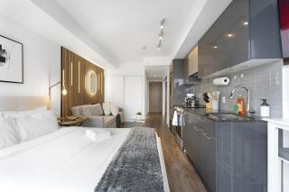 Warm Studio Hideaway - Queen & Sofa Bed - 4