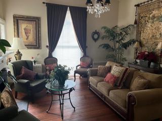 Historic 5BR 1858 Estate Near Barton and Warbirds - 8
