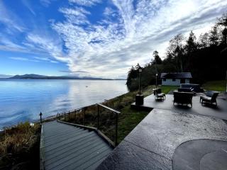 Beach Kayaks Hot Tub Private Cottage - 5