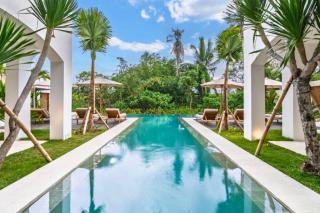 Avienne Spacious 11 BR Private Pool Villa - 0