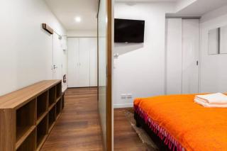 Mondriane - Perfect CBD Home Base on Spencer St - 3