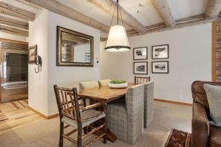 Pine Inn 9 - Two Bedroom With Spa Trail's End Lodge - 0