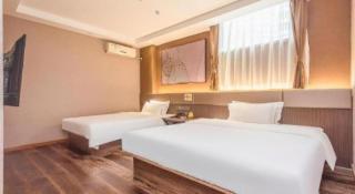 IU Hotel Qingdao Golden Beach Xuejiadao Metro Station - 6
