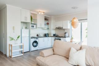Light Muizenberg 1BR 1 minute walk to Ocean - Le Cap - 9