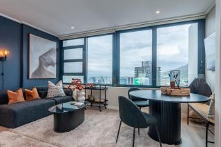 Stylish 31st Floor Studio with Epic City Views - 9
