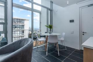 Sea Point Sunset Views – Stylish Loft Apartment - 1