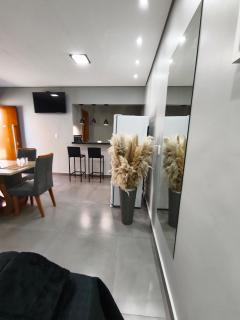 Micro casa 34m2 Localização estratégica Londrina - 3