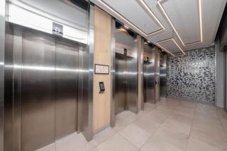 Stylish Loft at 117 on Strand with Balcony Views - Cape Town - 2