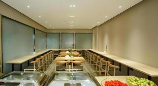 Green Tree Inn Express Yulin Chinese Medicine Port - 5