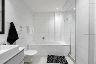 Retro-Modern Cape Town City 2-Bed with Pool - 7