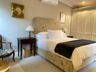 Upper Claremont Cottage with private garden - Cape Town - 3