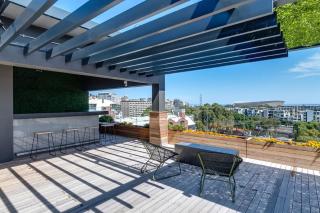 Stylish Docklands Stay in De Waterkant - 1