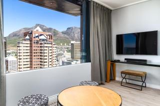 Stylish 27th Floor Studio on Bree Street - 7