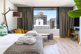Stylish 27th Floor Studio on Bree Street - 2