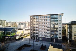 Bright 1BR Apt in Central Raisio | Balcony & Sauna - 5