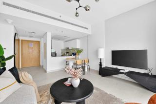 Silkhaus Vacation Homes Premium 2BR in Reem Island in Radiant Bay - 6