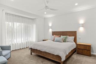 Luxury Beach House Cowes - 1
