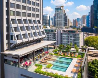 DoubleTree by Hilton Sukhumvit Bangkok - Banguecoque - 0