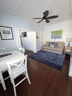 Four Suites on Duval Street w parking and pool - Key West - 2