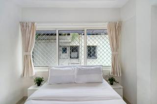 Lyon Studio in Bandra W by Square One Stays - 3