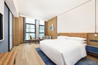 Four Points by Sheraton Zhengzhou East Railway Station - 1