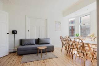 Stunning 6-Pax Apartment - 9