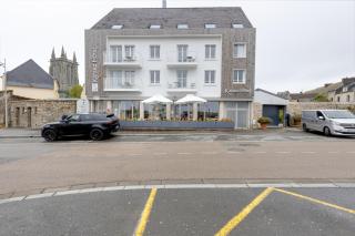 Karaez Hôtel - BritHotel Carhaix - 0