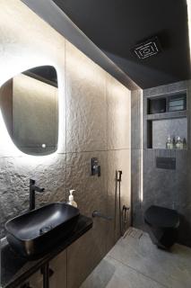 Amber 1BHK in Khar W by Square One Stays - 9