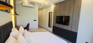 Saltstayz Premier Millennium City Centre - 7