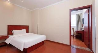 GreenTree Inn Suzhou Railway Station North Square Haobainian Wedding Dress City Express Hotel - 6