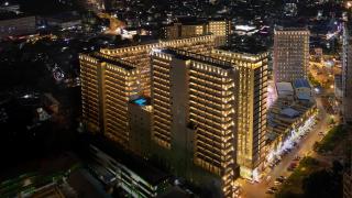 HARRIS Hotel & Suites Nagoya Batam - 8