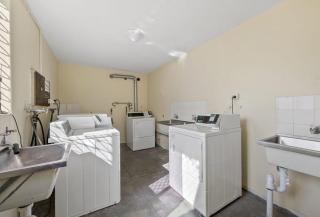 Urban Subiaco Oasis 1 Bedroom Unit - 9