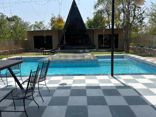 The triangle haven escape - 9