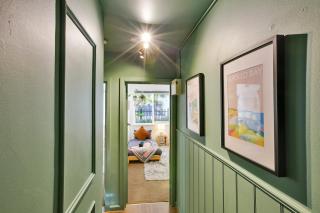 3BR Coastal Home with Parking, Workspace, WiFi - 8