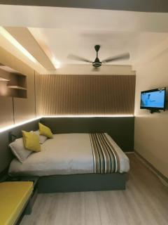 Cozy Family Guest House - 4