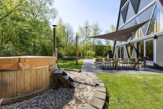 Villa Roos - new cozy location with hottub - 3