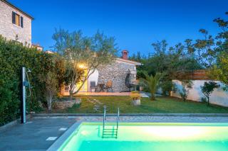 Stonehouse Ewa&Pool - 8