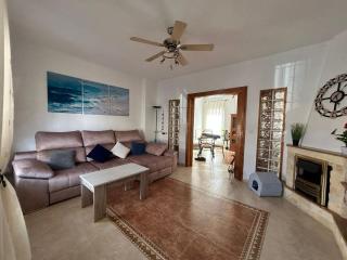Amazing 3 floor house in front of the beach - 5
