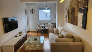 Groovy Apartment by Sienna - 3