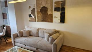 Groovy Apartment by Sienna - 2