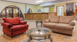 Days Inn by Wyndham Mt. Pleasant - 3