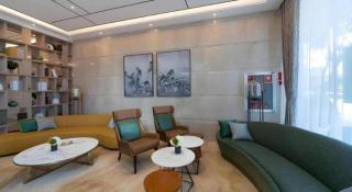 GreenTree Eastern Dali Railway Station Hotel - 2