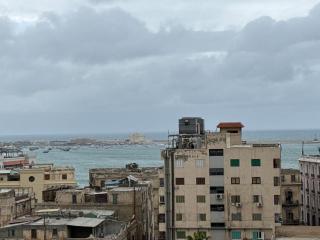 Seaview Downtown 2BR Apartment - 7