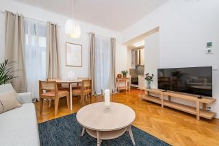 Newly renovated 2BDR with big Terrace-204 - 2