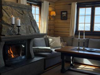 Mountain Getaway With Sauna And Views - 8