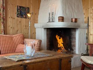 Charming Family Cabin With Stunning Mountain Views - 7